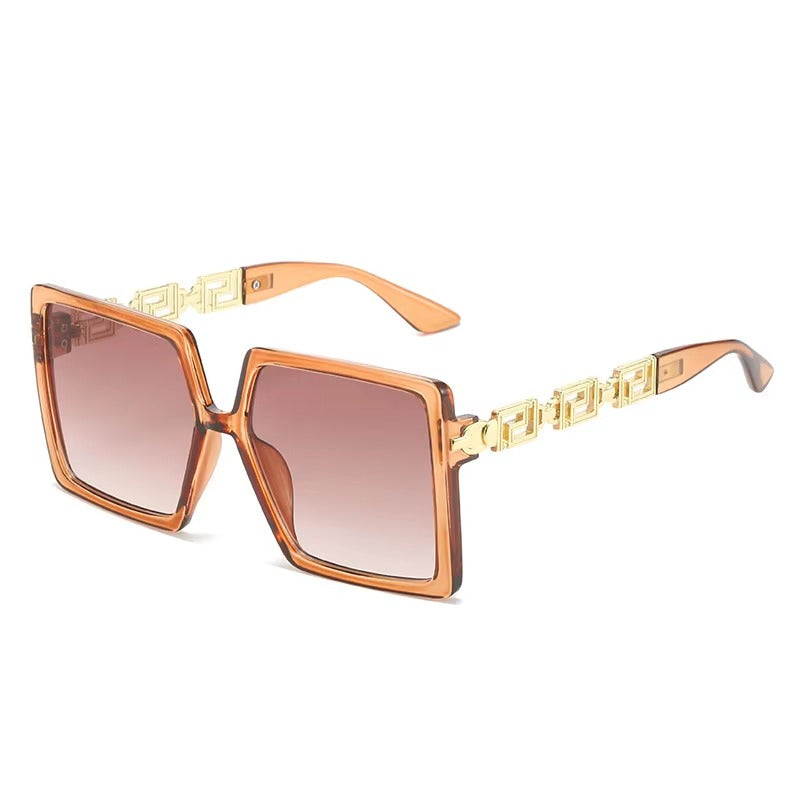 2026 New Arrivals Fashion Uv400 Protection Sunglasses With Chain Big Frame Square Sunglasses for Women ( Golden )